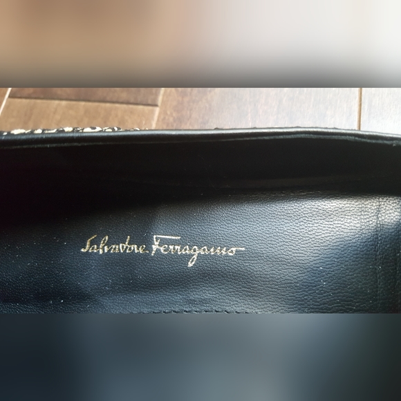 Feragamo sarno bow embellished raffia loafers - Picture 3 of 3